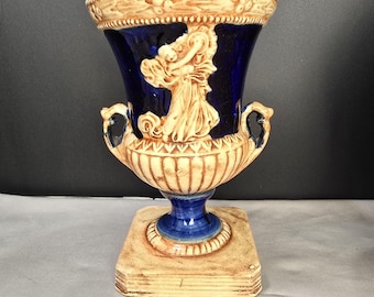 Vintage Made in Japan Majolika-Stil Vase | Klassische Griechische Figuren | 19,5 cm hoch