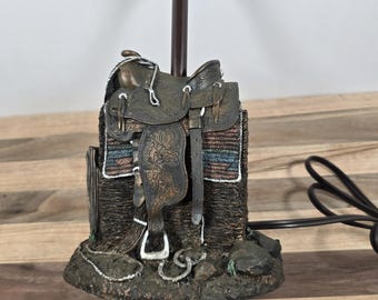 Vintage Cowboy Western Heritage Saddle Tack Bales Table Desk Lamp 12"