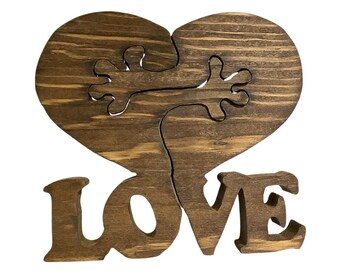 Interlocking Love and Heart Wooden Decor