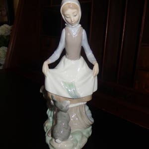 Vintage Lladro Porcelain Figurine &quot;Rabbit&#39;s Food&quot; Woman Feeding Rabbit/Girl Feeding Bunny--Made in Spain