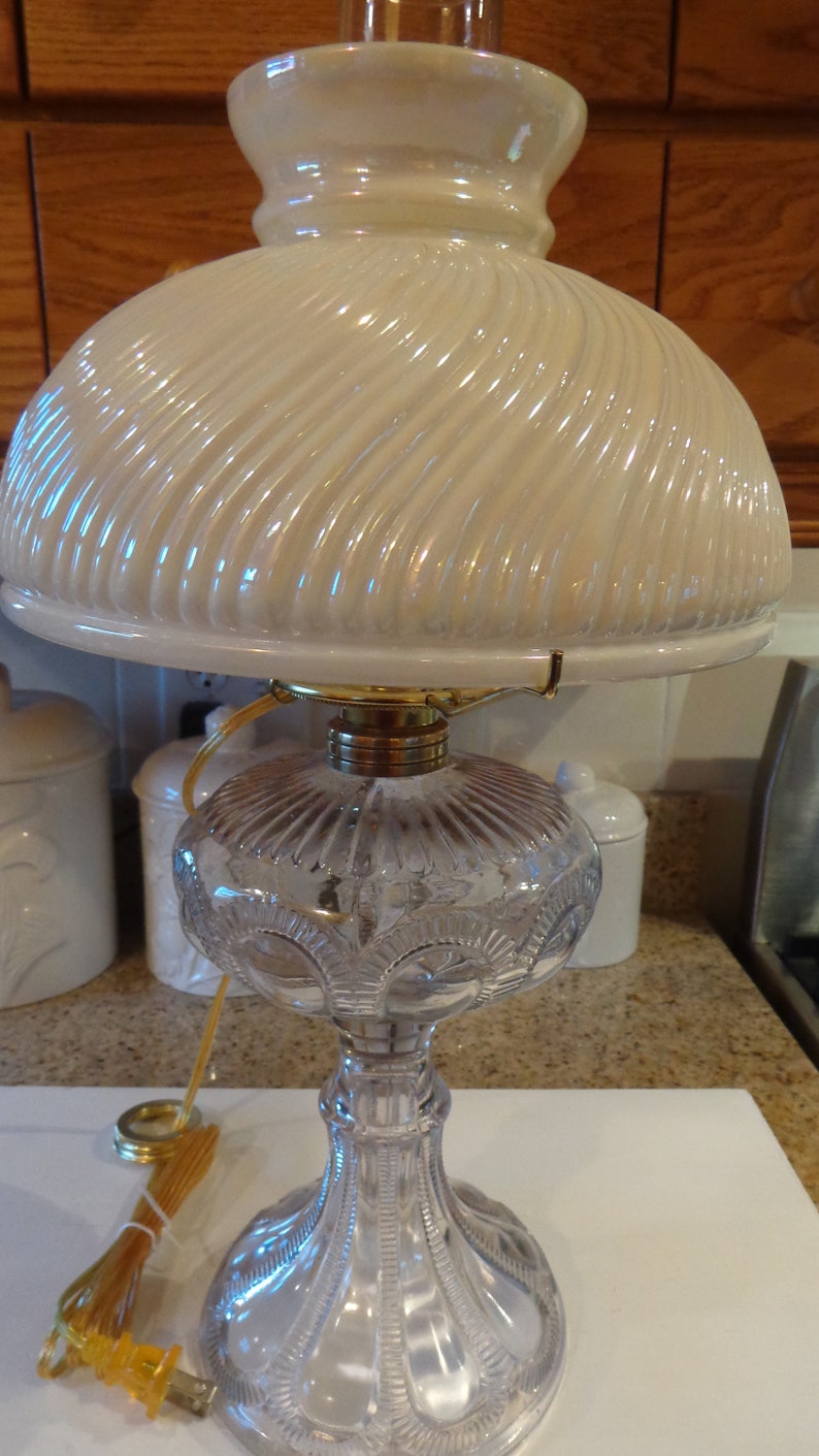 Tall Zipper Loop Oil Lamp With Opalescent Swirl Shade/ Electric