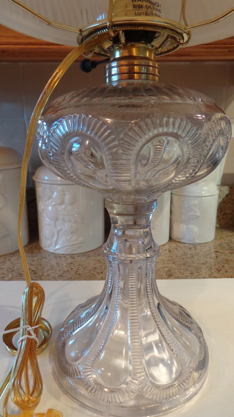 Tall Zipper Loop Oil Lamp With Opalescent Swirl Shade/ Electric