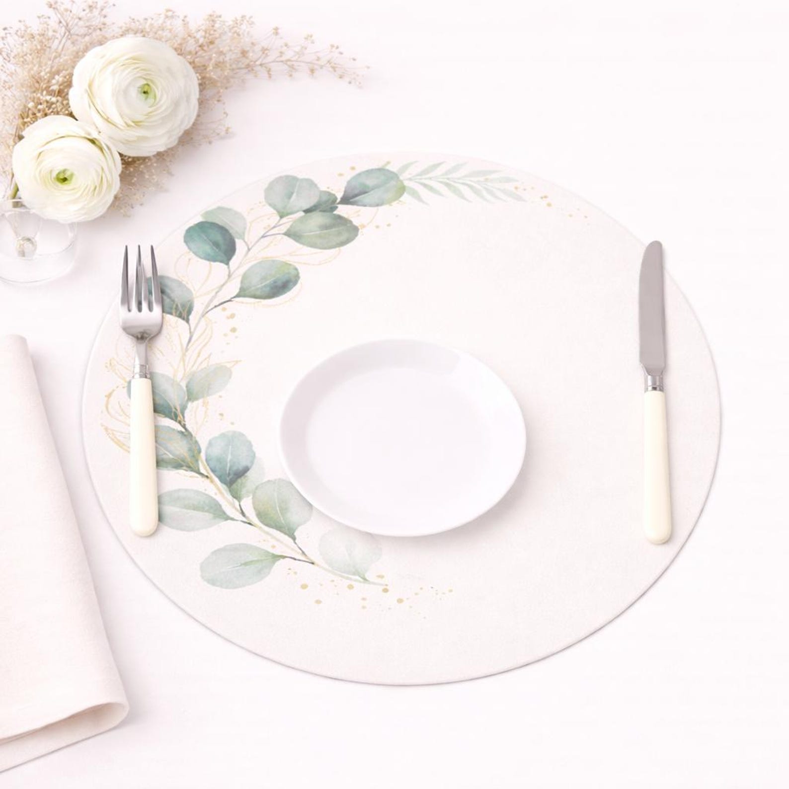 Placemat Set of 4 Sage Green Eucalyptus – 15 Inch Round Placemat ...