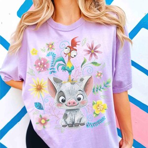 Comfort Colors Disney Pua Pig & HeiHei Chicken Cute Pose Flower Shirt, Moana Princess Gift Tee, Moana Movie 2026, WDW Disneyland Family Trip image 4