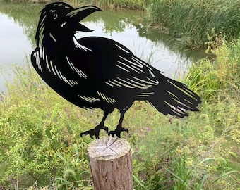Halloween Crow Metal Art Garden Statue, Crow Scuplture Yard Decor, Spooky Outdoor Garden Art, Crow Art Metal Stake