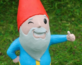 Gnomos zombis: el chico del jardín