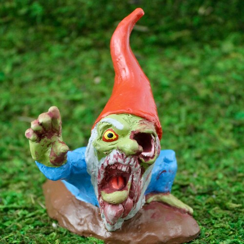 Zombie Gnomes: Legless Larry