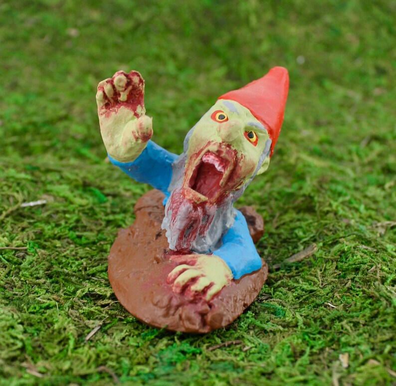 Zombie Gnomes: Don't You F'ing Die On Me Set image 3