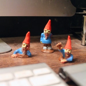 Pocket Zombie Gnomes: The Tiny Terrors Collection 1 image 3