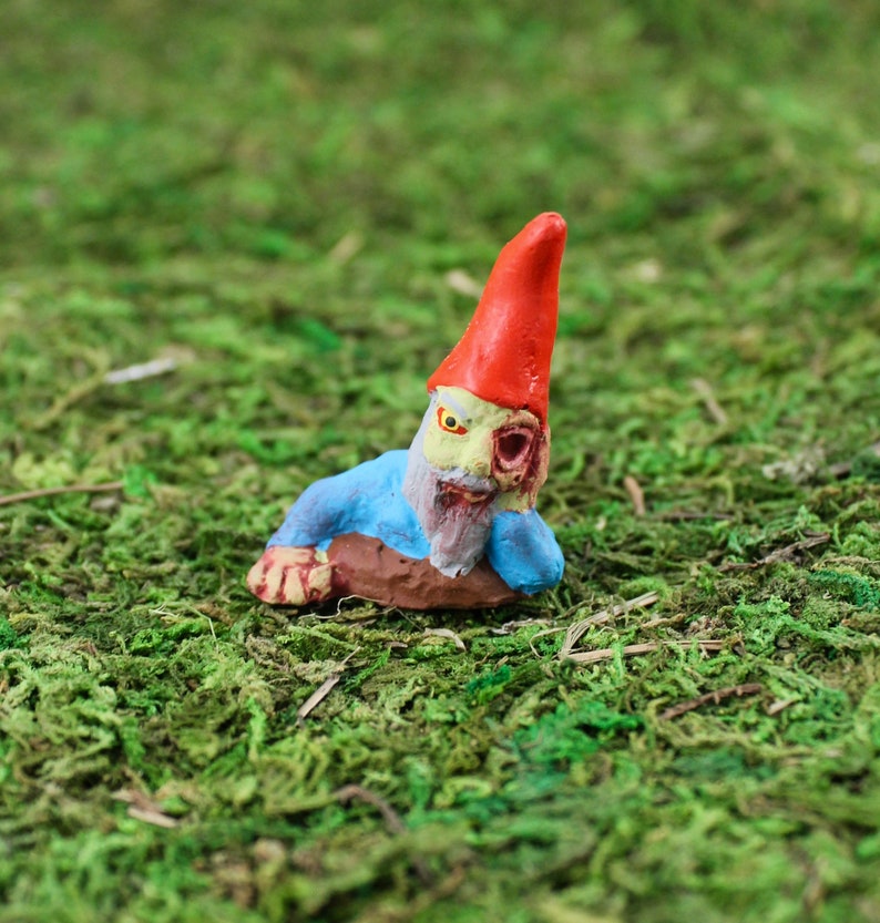 Pocket Zombie Gnomes: The Tiny Terrors Collection 1 image 8