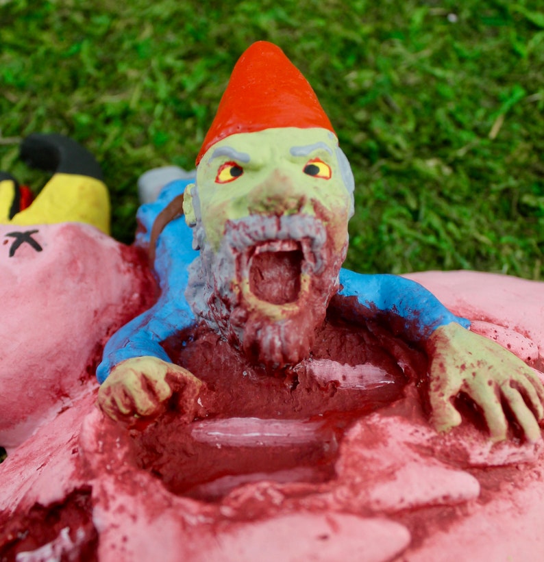 Zombie Gnomes: Bye Bye Birdie image 1