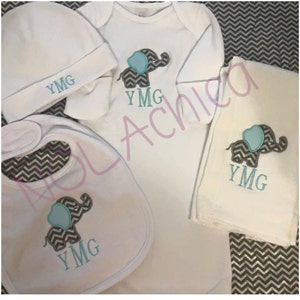 Personalized Newborn gift set, Monogrammed Coming Home from the Hospital outfit, Baby Shower gift set, Bib and Burp cloths embroidered