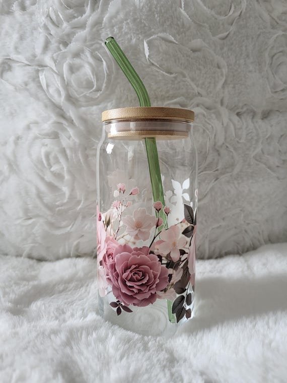 Beautiful Floral 20 oz cups with straw and lid!