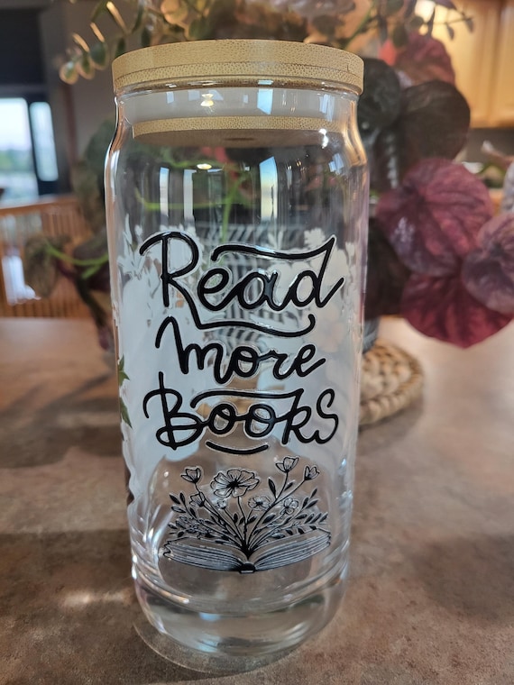 Book lovers 20 oz. glass cup.