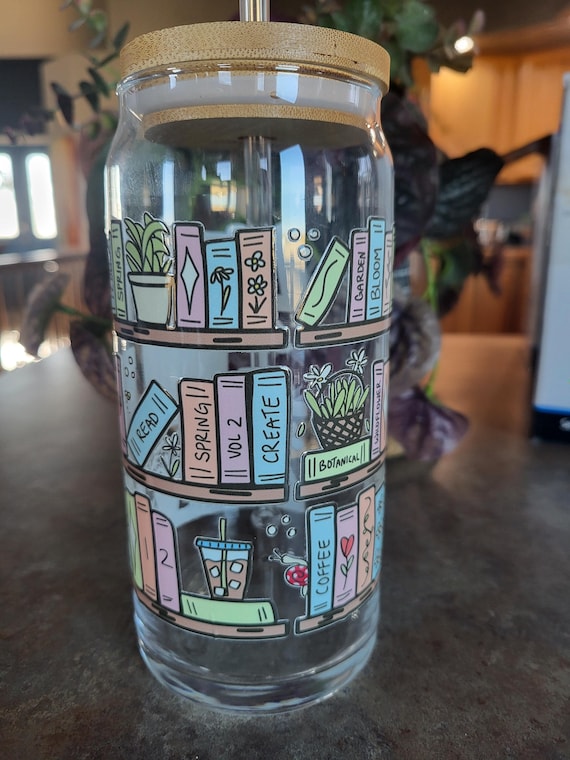 Bookish glass cup with lid and straw