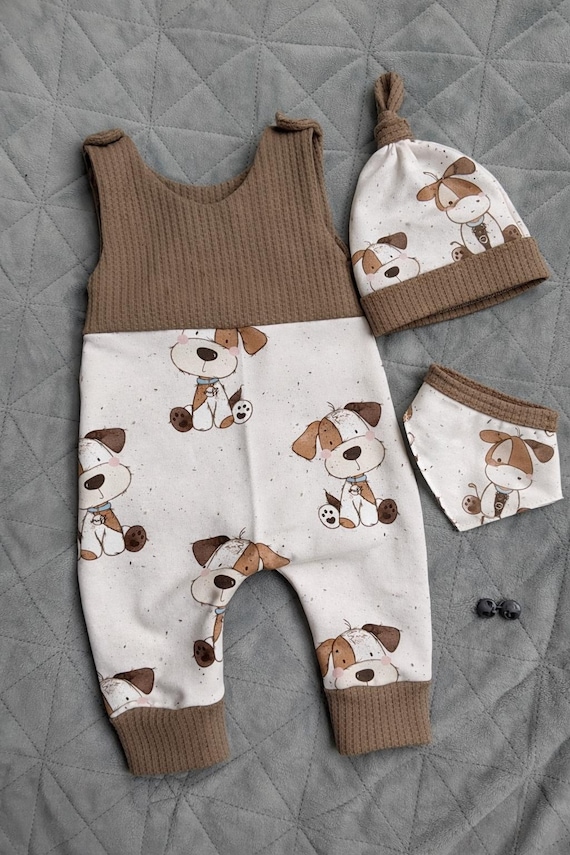 Handgemachtes Baby Set Hund, Strampler mit Mütze und Halstuch, weiches Baby Outfit, Geschenk Geburt