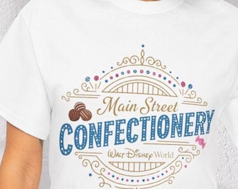 Main Street Süßigkeit Disney Fan Tee