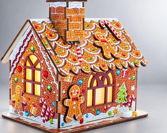 DIY Diamond Painting Gingerbread House Kit, Wooden 3D Christmas Craft, Light Up Holiday Table Decor, Xmas Gift for Adults