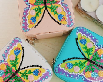 Caja de joyería con forma de mariposa, estuche para guardar objetos pequeños con pintura de diamantes (hazlo tú mismo), organizador de recuerdos en tonos pastel para decoración de tocador.