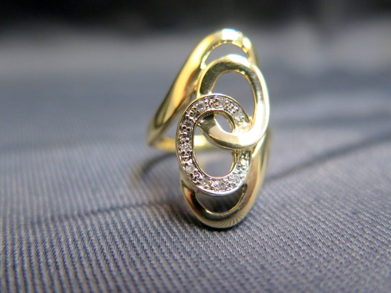 14k Free Form Diamond Shield Ring - image 7