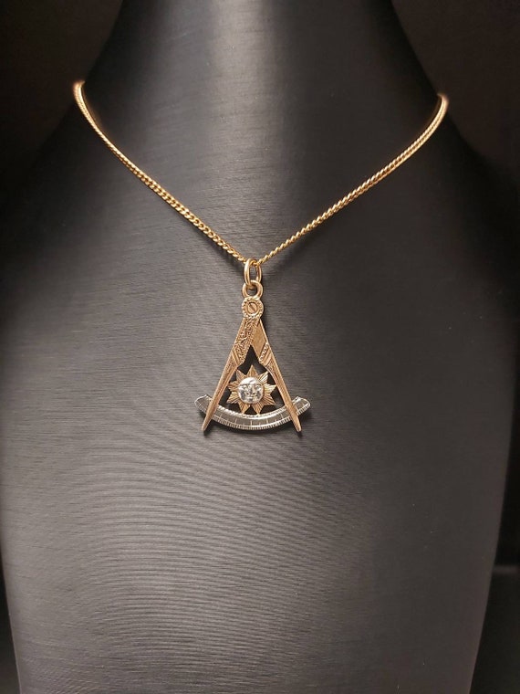 Two-tone Gold Masonic Pendant - image 4