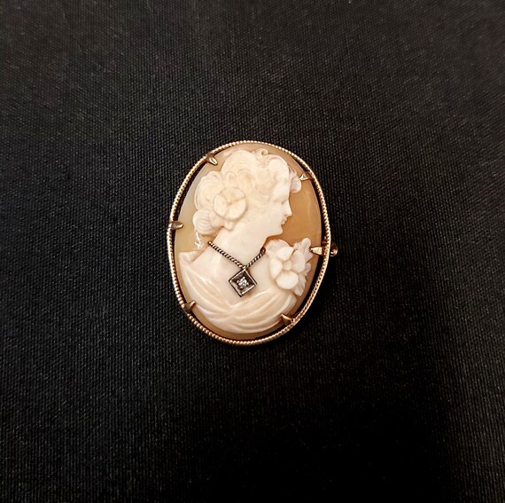 10k Yellow Gold Cameo Brooch with Diamond Accent - image 1