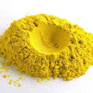 Golden Lemon Mica Powder: Warm Yellow Cosmetic Grade Pearlescent Pigment