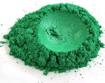 Emerald Green Mica Powder: Cosmetic Grade Pearlescent Pigment