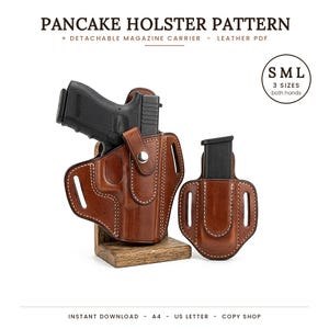 Pode incluir: Um coldre de couro castanho tipo pancake e um porta-carregador destacável a condizer. O coldre contém uma pistola preta e possui uma correia com botão de pressão. O texto diz: PANCAKE HOLSTER PATTERN + DETACHABLE MAGAZINE CARRIER - LEATHER PDF, S M L 3 SIZES both hands, INSTANT DOWNLOAD - A4 - US LETTER - COPY SHOP.
