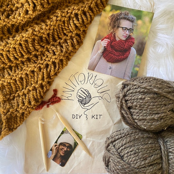 BEGINNERS KNITTING KIT, Cowl Knit Kit, Beginners Simple Quick Knitting Pattern, Diy Cowl Scarf, Easy Knitting Project Kit, Complete Knit Kit