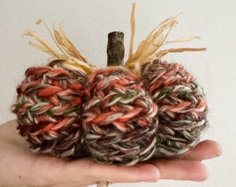 Handmade Knit Pumpkins: Rustic Fall Decor