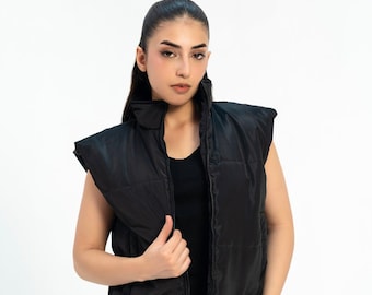 Colete puffer preto de corte reto | Colete acolchoado oversized feminino | Jaqueta aconchegante para usar em camadas no inverno