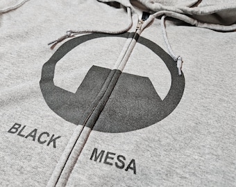 Black Mesa Zip-Up Gildan Hoodie