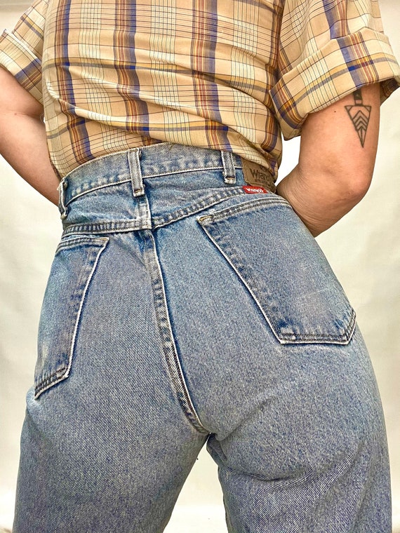 Vintage High Rise Wrangler Jeans Light Wash Faded… - image 3