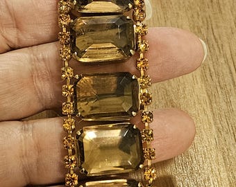 Stunning mid century vintage smokey rhinestone bracelet in excellent vintage condition!