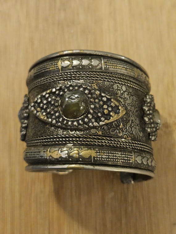 Amazing Vintage large Cuff statement bracelet wit… - image 1