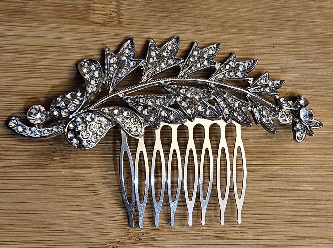 Very Beautiful Vintage Hair Comb Signed Perfect for a Wedding, Prom ...