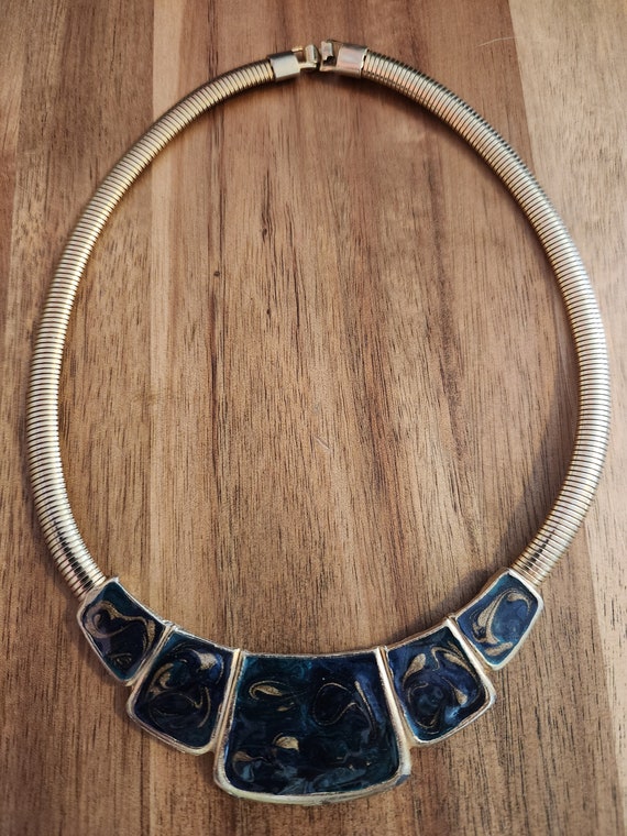 Vintage goldtoned necklace with colorful enamel.