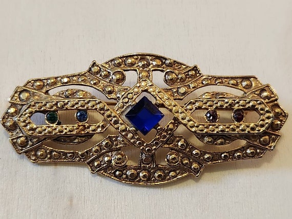 Gorgeous Vintage gold toned brooch. With crystals… - image 2