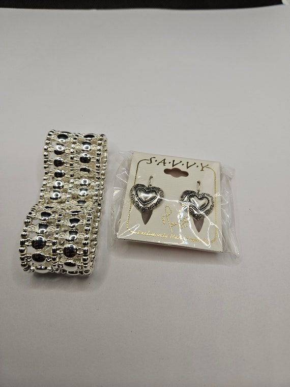 Silvertone Vintage statement stretch bracelet wit… - image 6