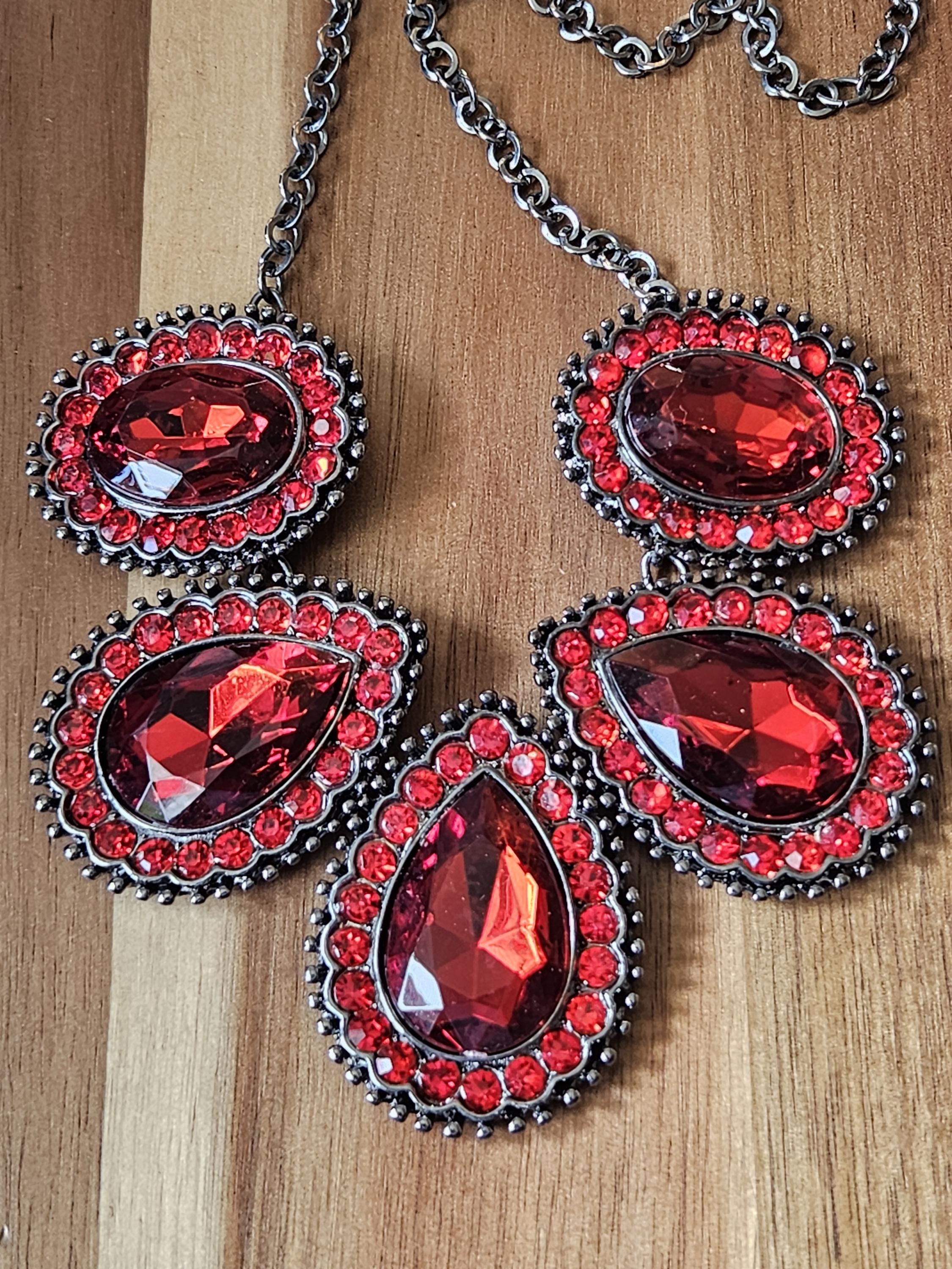 Vintage Red Necklace - Etsy