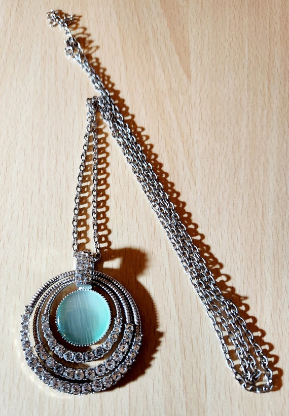 Unique Vintage necklace with rhinestones and a lum