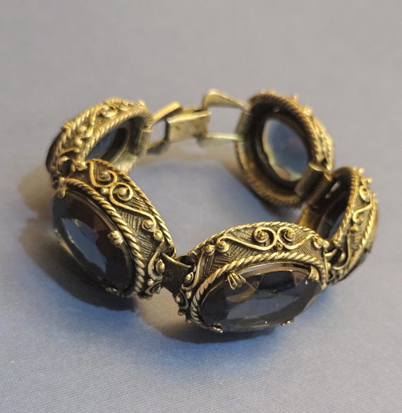 Amazing statement panel bracelet with large blue … - image 1