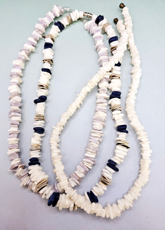 3 Vintage puka shell necklaces in very good Vinta… - image 7