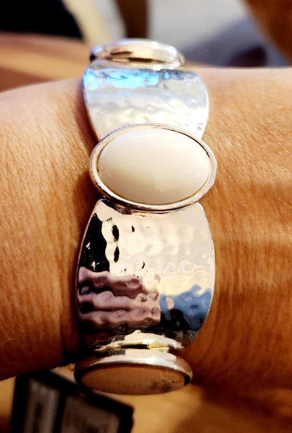 Vintage Liz Claiborne stretch bracelet in silvert… - image 1