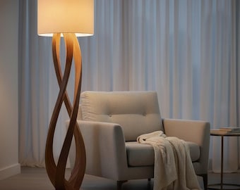 Lámpara de pie escultural de madera orgánica: Iluminación moderna para el hogar