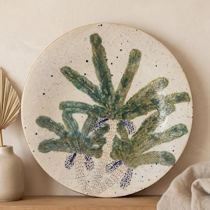 Fayoum Keramik Stor Serveringsfat – Grön Palm & Daddel Klustermönster – 48 cm