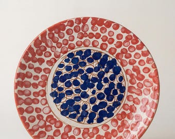 Handbeschilderd bord van Egyptisch aardewerk, Fayoum servies 21,5 cm