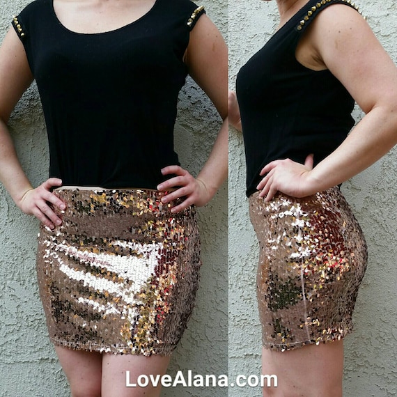 MUST GO Last one Small Dark Rose Gold Sequin Skirt Mini skirt full oval shaped sequins. Super beautiful in person ships asap