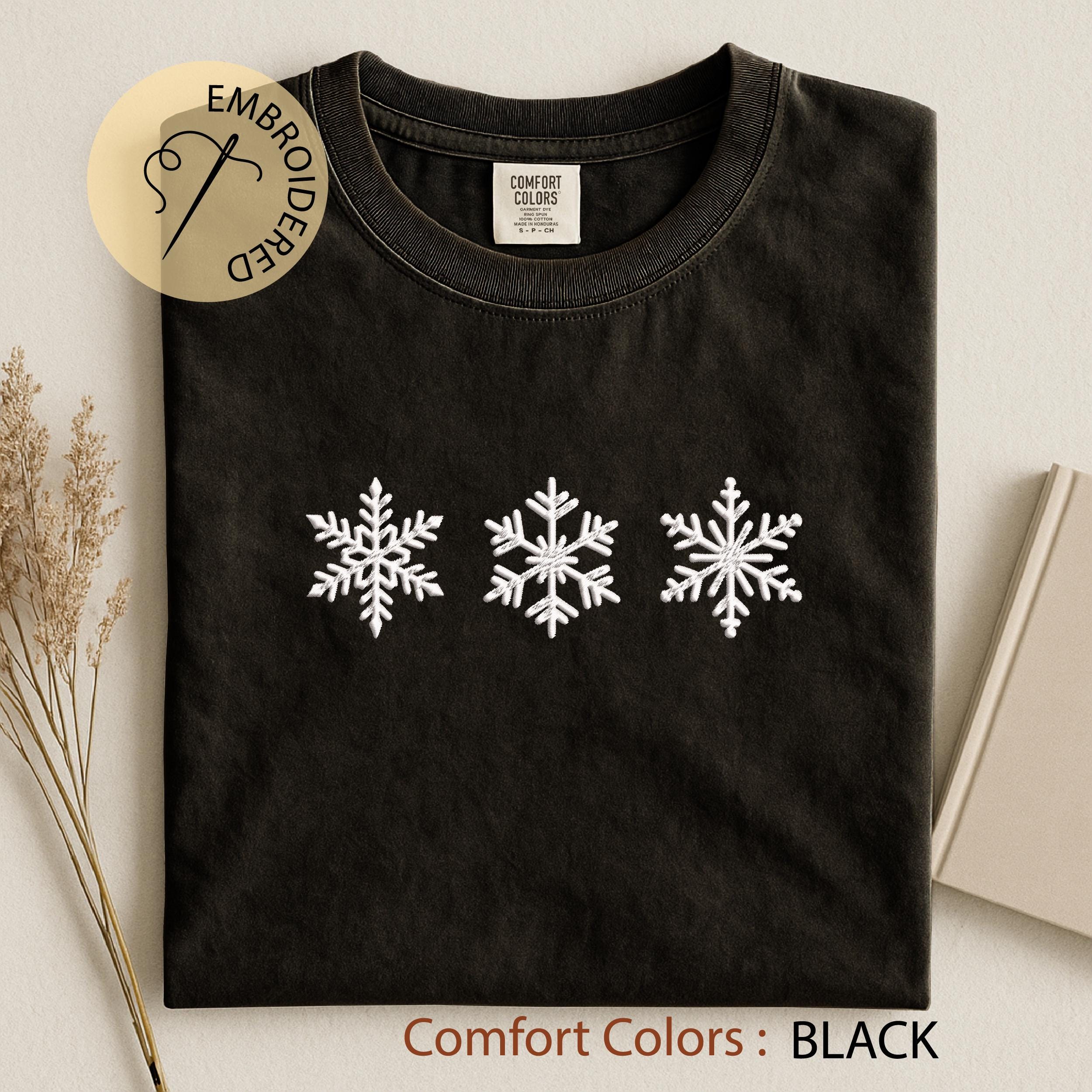 Snowflake Embroidered T-shirt - Personalized Christmas Design - Cute ...